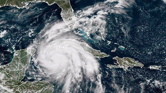Huracán Ian, de categoría 3, toca tierra en Cuba y podría llegar a Florida