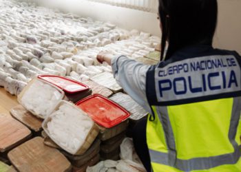Policía española incautó 1,800 kg de metanfetamina proveniente de México