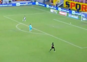 Equipo en Brasil se anota autogol a los 18 segundos