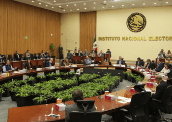 Consejero del INE denuncia planchado de boletas del pasado junio