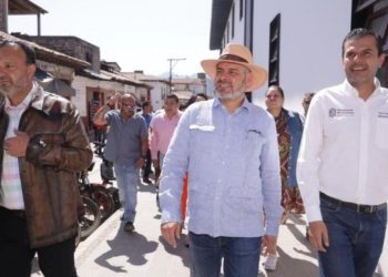 Comerciantes agradecen a Bedolla por nuevo mercado de Pátzcuaro: Gobierno Estatal