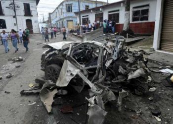 Dos atentados con carros bomba sacuden el Cauca en una nueva jornada de violencia