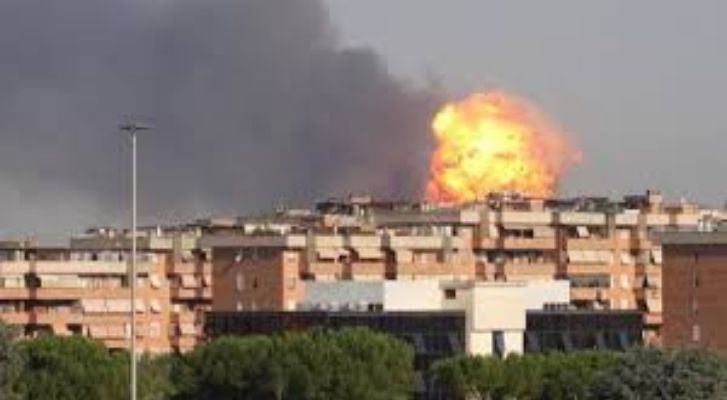 Explosión en gasolinera de Roma deja al menos 45 heridos; investigan fuga de gas como causa