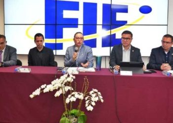 Tras 20 años de espera, se avanza en los Concursos de Oposición Interno definitivos de la UMSNH; Yarabí Ávila se reúne con docentes