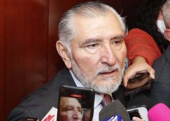 Adán Augusto niega vínculo con crimen organizado y afirma tener respaldo de millones de mexicanos