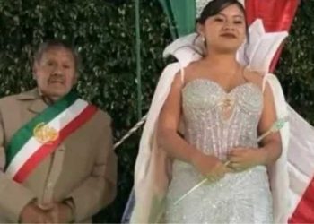 Polémica en Atoyatempan: Alcalde porta banda presidencial en Fiestas Patrias