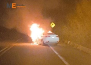 Muere una persona calcinada tras choque e incendio en la Autopista Siglo XXI