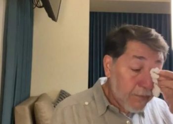 Noroña rompe en llanto por genocidio contra el pueblo palestino