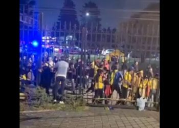 Se registra riña entre aficionados del Toluca y América afuera de hotel en Toluca