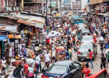 Secuestran a 25 alumnas en Nigeria; segundo ataque masivo en una escuela de Kebbi en cuatro años