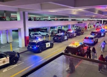 Tiroteo en centro comercial de California deja dos heridos durante el Black Friday