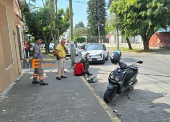 Accidentes de motocicleta dejan dos lesionados, en distintos puntos de Uruapan