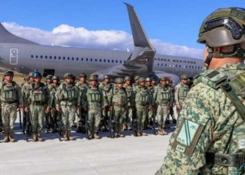 Despliegan 1,600 militares para reforzar seguridad en Culiacán y Mazatlán